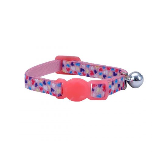 Collar-rosado-con-corazones-para-gato