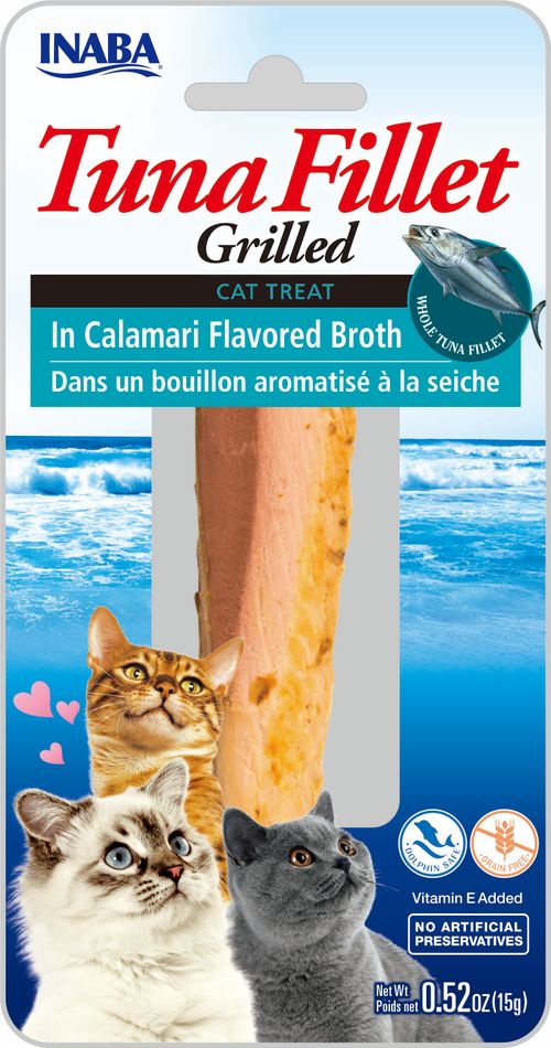 Snack filete de atún asado en caldo de calamar